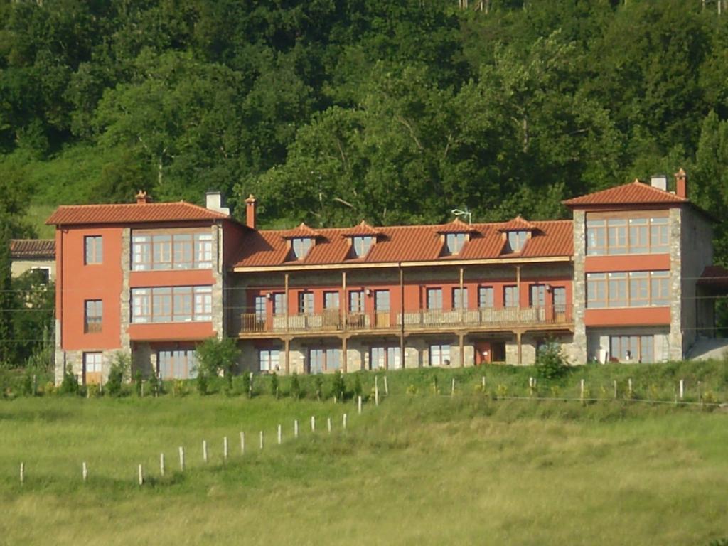 Escuelas De Fuentes Villaviciosa  Esterno foto