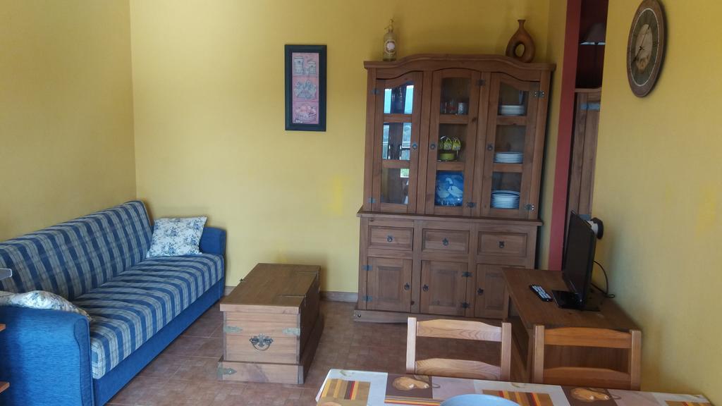 Escuelas De Fuentes Villaviciosa  Esterno foto